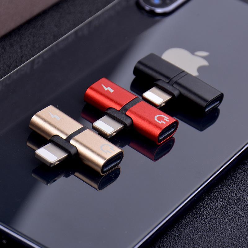 2-in-1 Audio & Charging Adapter Gadget-4