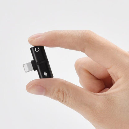 2-in-1 Audio & Charging Adapter Gadget-4